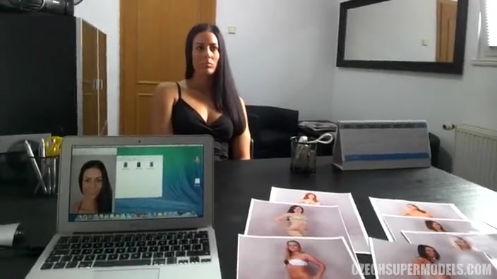 Порно летняя девушка проходит порно кастинг перед камерой смотреть онлайн
